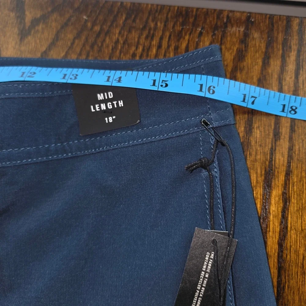 RVCA Mens Curren Caples Special Edition Board Shorts Blue Striped Size 32 NWT